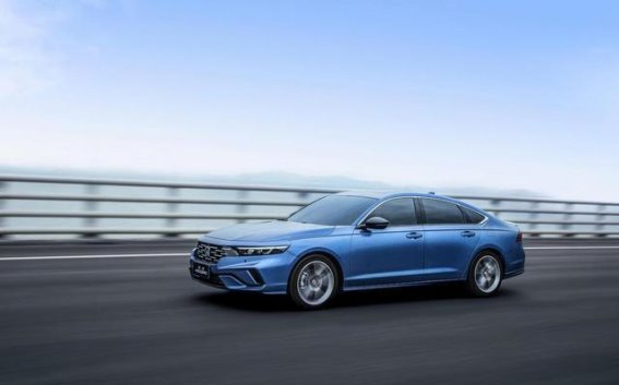 雅阁年终清库大放送：优惠升级，返乡出行更舒适