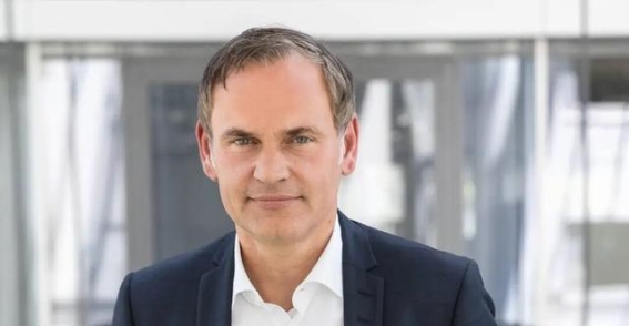 保时捷在电动化转型中的挑战与中国市场的战略意义