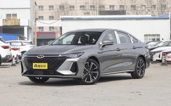 艾瑞泽8睿：7速湿式双离合带来的平顺驾驶体验