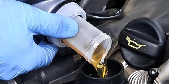 避开汽车保养中的那些不必要开支与损害