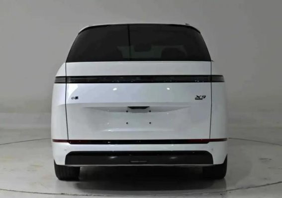 新款小鹏X9纯电版续航大幅提升，市场表现亮眼