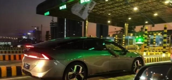 小鹏P7+增程版亮相：外观精细调整，续航与智能齐飞