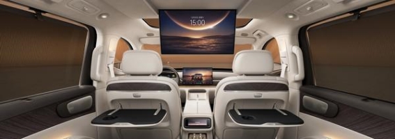 零跑D19内饰官宣：五屏三维空间立体交互系统