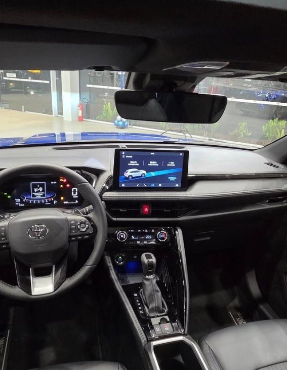 2026款丰田YARiS Cross实车亮相 配置升级动力延续三缸