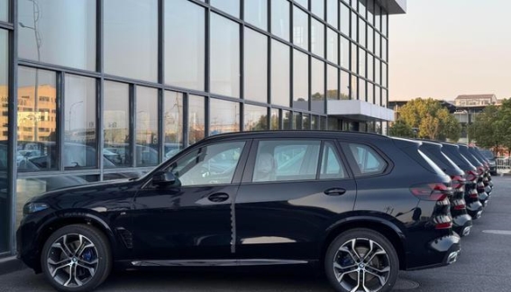 2026年宝马新年官降解析：价格背后的市场逻辑