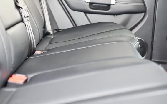 家用新能源车后排舒适选择指南：轴距与座椅决定体验