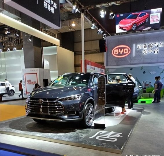 中国品牌引领全球：2025年，汽车产业的历史性转折