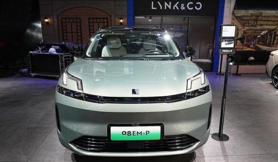 92英寸AR-HUD加持的智能混动SUV领克08 EM-P能否挑战理想L6