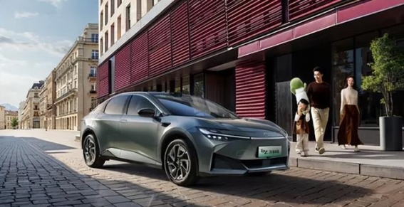 一汽丰田bZ系列纯电车新政发布，智能与安全并行推动电动出行升级