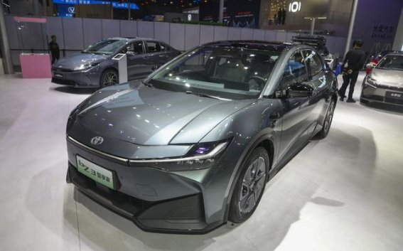 丰田bZ双车焕新发布，9.38万元起，性价比再升级