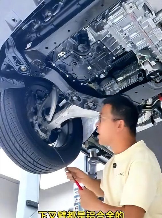 月销34000辆！方程豹钛7逆袭之路