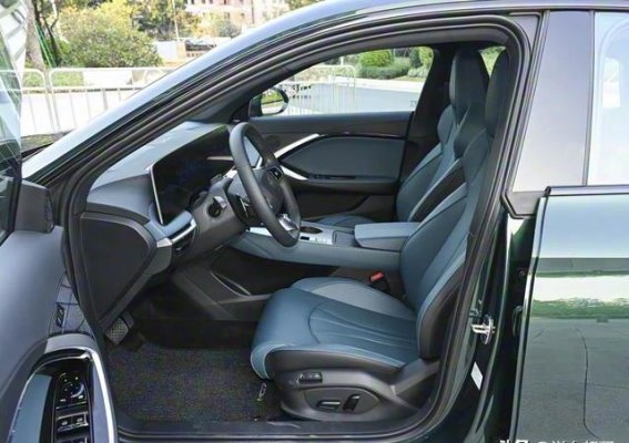 新款MG7正式上市，智能升级与强劲动力兼得