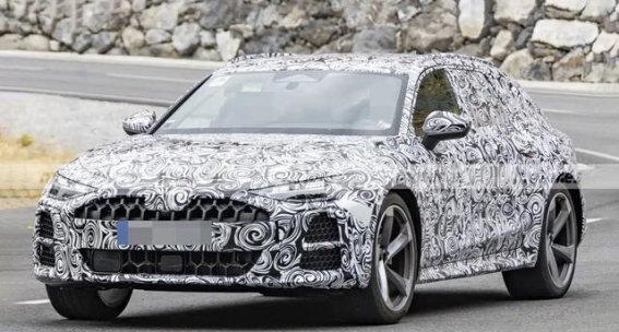 全新奥迪A6 Allroad曝光，或搭载3.0T插混系统，2026年春季发布