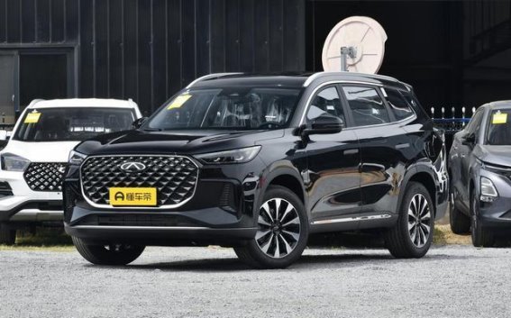 全新瑞虎8 PLUS——为全家出行带来稳稳的幸福