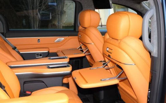 吉利银河V900：高端MPV市场的新引领者