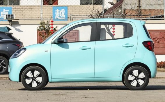 五菱MINI EV与奔腾小马：在微型纯电车市场的较量