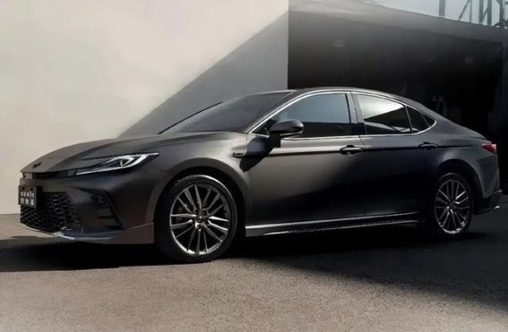 凯美瑞运动Lite光辉版：经典与个性的完美融合