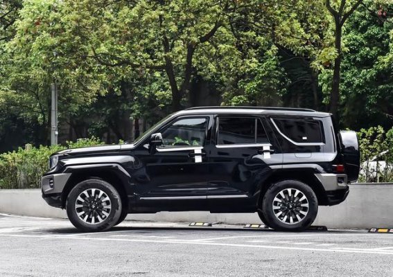 坦克700 Hi4-Z：硬派越野的新标杆，插混动力诠释未来