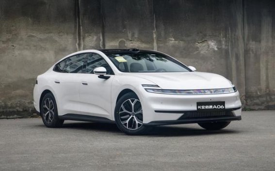 长安启源A06 vs 小鹏M03：14万预算买哪款更合适？