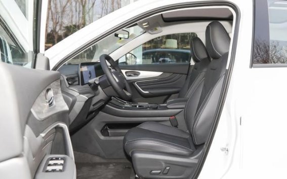 2026款启辰大V DD-i虎鲸升级解析：优化油耗与续航，挑战市场壁垒