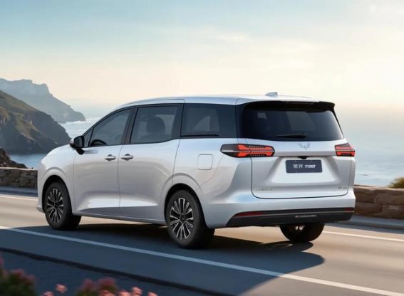 春节返乡必备之选：10万级家用MPV，五菱星光730带给多孩家庭的温暖旅程