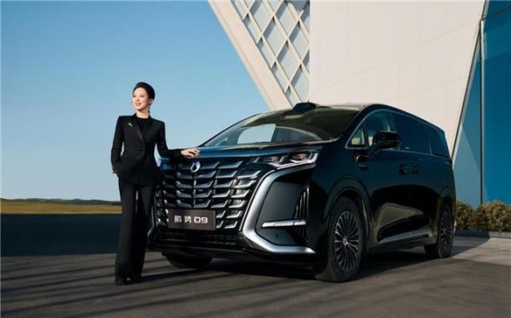 腾势D9三度夺冠，领跑中国高端MPV市场新风潮