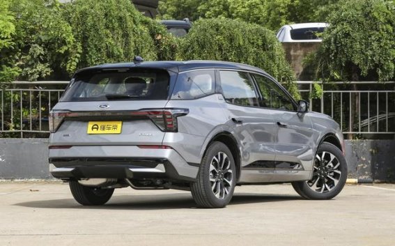 福特锐界L：美系SUV的全新突破，混动+7座空间完美结合