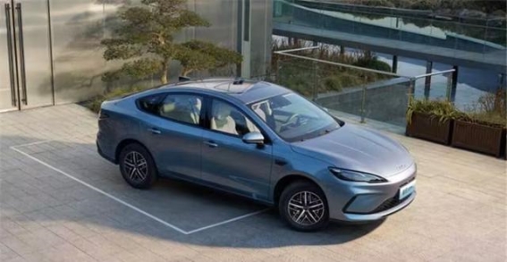 海豹05DM-i与06DM-i超享版加推新车型，纯电续航突破210km