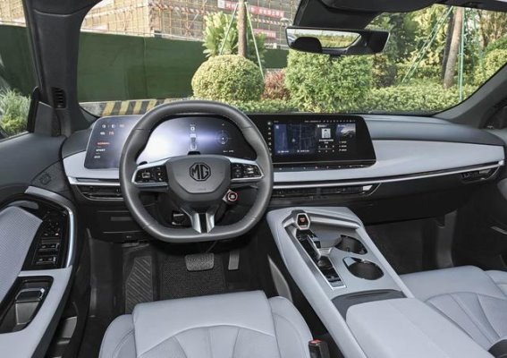 2026款MG7轿跑：动感设计与智能驾控完美结合