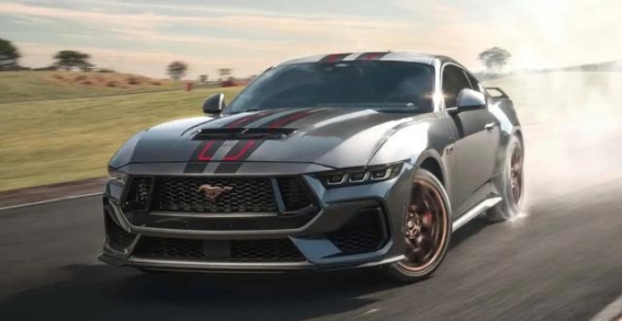 福特野马持续领跑跑车市场，销量增长背后的原因解析