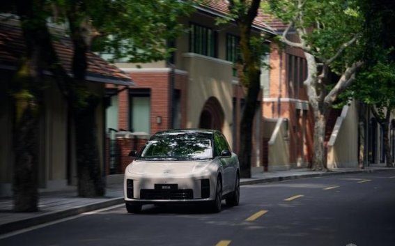 理想汽车推出7年超低月供购车方案，轻松驾驭梦想