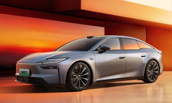 广汽丰田bZ7：智能科技与电动驾驶的全新标杆