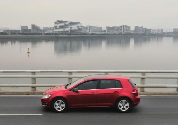 我的混动车开了十年，换块电池如换新车