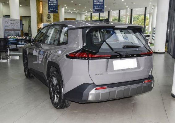 丰田新一代RAV4荣放：以硬派外观和多元动力，满足年轻消费者的全方位需求