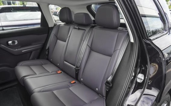 13万预算选SUV，零跑C10凭何称王？