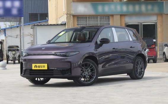 零跑C10：省钱省心的理想家用电动SUV