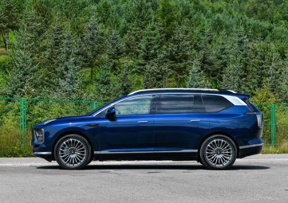 广汽昊铂HL增程版：家庭出行的理想之选