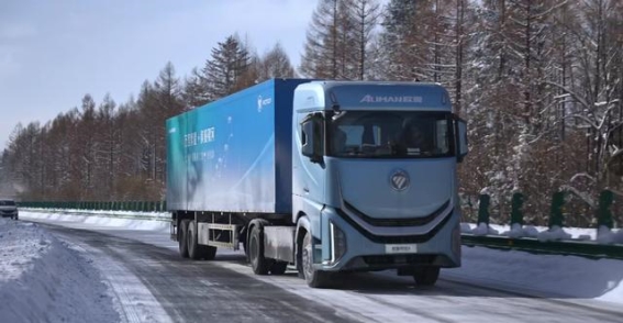 欧曼银河纯电重卡：寒区运输的全能解决方案