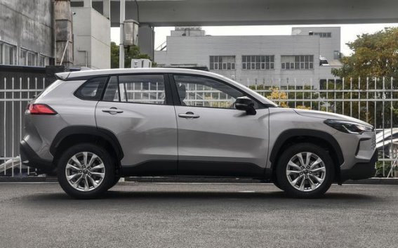 26款卡罗拉锐放智电双擎实测：年轻家用SUV的全面进化